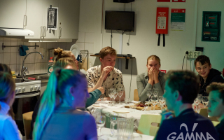 OLYMPUS DIGITAL CAMERA