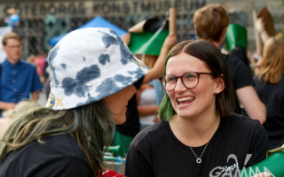 OLYMPUS DIGITAL CAMERA