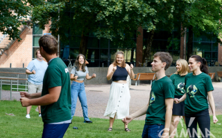 OLYMPUS DIGITAL CAMERA